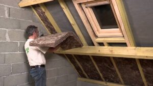 Avec l'isolation thermique de toiture